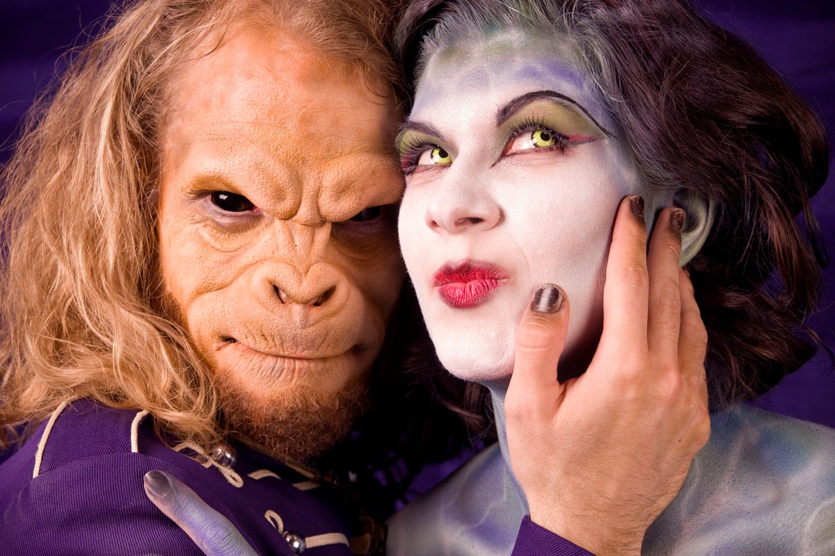Experts warn Halloween fancy dress accessory can cause blindness Experts warn Halloween fancy dress accessory can cause blindness